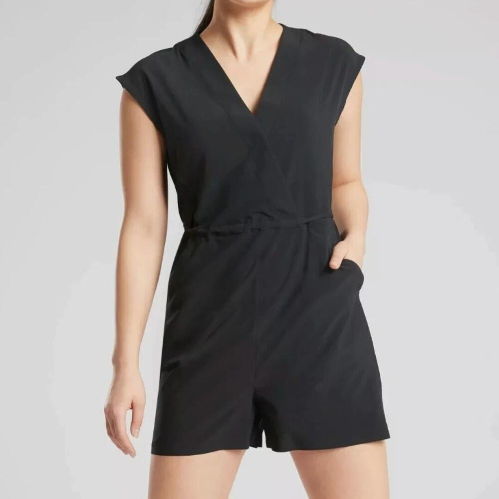 Athleta Marlow Romper Black Size XS Athleisure UPF Spring Performance Wear